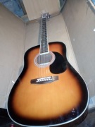 Nowa gitara akustyczna 4/4