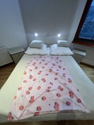 Pościel dziecięca różowa w truskawki i mi się 130 na 100 cm