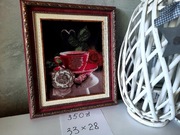 Ręcznie haftowany obraz "Róża przy filiżance"