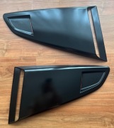 Nakładki/wloty/skrzela szyby boczne Ford Mustang 6