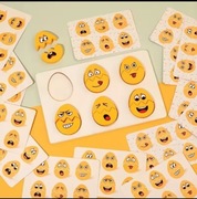 Drewniana zabawna ekspresja jajka pasująca do gry puzzle zabawka