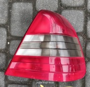 Lampa tylna tył Mercedes W202 sedan prawa