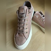 Nowe, śliczne i skórzane trampki Converse