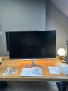 LG UltraFine 32UQ850V 32” 4K IPS USB-C – jak nowy, gwarancja