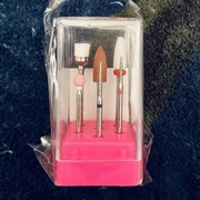 Zestaw profesjonalnych frezów do paznokci