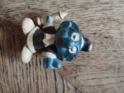 Stara figurka Smerfa lata 70 te?