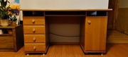 Biurko komputerowe z szufladami i szafką – solidne, pojemne, stan bdb