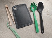 Zestaw akcesorii kuchennych deska łyżki 