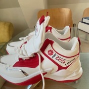 Biało czerwone buty męskie sportowe