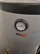 Bojler Ermet pionowy stojący z grzałką