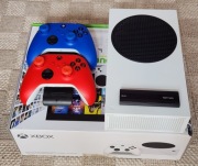 Konsola Xbox Series S dwa 2 pady dysk 512 + ssd 128GB ładowarka akumulatory