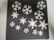 Śnieżynki na tort dekoracja z masy cukrowej