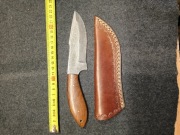 Nóż Damast kuty z pochwą 