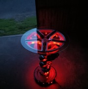 Stolik kawowy z felgi, wału korbowego,koła zamachowego,zacisku,tarczy 