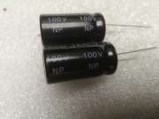  Kondensator 100uF/100V Bipolarny 13x26mm 2szt