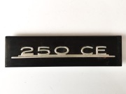 Osłona zaślepka na radio Mercedes-Benz W114 Coupé 250 CE