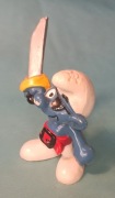 Kolekcjonerska figurka Smerfa Pirata z mieczem - Schleich z 1978