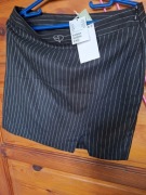 Spodnica mini czarna w prazki (42) H&M