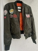 Kurtka bluza bomber S/M Bershka biker naszywki 