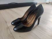 Skórzane buty na obcasie 40 Zapa czarne nowe