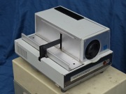 Rzutnik slajdów PENTACON Aspectomat prosta konstrukcja i obsługa