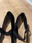 Czarne wygodne obcasy 41 Sole Comfort 