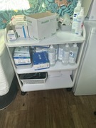 Półka na rzeczy medyczne