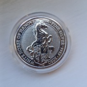 Bestie Królowej Koń Hanoweru 2 oz 2020 