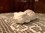 Świnka- porcelanowy pojemnik na potpourri