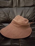 Czapka i kapelusz all in one UNIKAT!