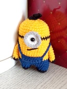 Stewart Minion wykonany na szydełku 
