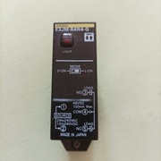 Omron E3JM-R4R4-G, czujnik fotoelektryczny