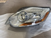 Lampa lewa przednia FORD KUGA I Xenon