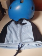 Pokrowiec na kask rowerowy uniwersalny dzian. rozciagliwy prążek nieb czarn