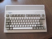 AMIGA 600 piękny stan QWERTY