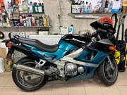 Motocykl Kawasaki zx600 e