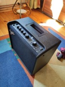 Piec, wzmacniacz z procesorem efektów gitarowych, Fender Mustang LT25