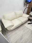 Wypoczynek sofa 2 osobowa fotel i podnóżek pufa firmy Kler