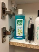 Zestaw kosmetyków codziennej pielęgnacji Biały.