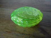 Szkatułka szkło uranowe Bohemia ZOBACZ KONIECZNIE