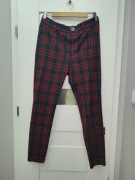 czerwono granatowe w kratkę spodnie Zara rozmiar M rurki 