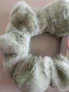 Pluszowa miękka gumka do włosów