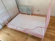 Łóżko rozsuwane dziecięce MINNEN różowe + materac ÖMSINT