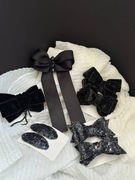 Zestaw uniwersalnych, ręcznie robionych spinek do włosów w kolorze czarnym