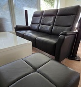Sofa czarna skóra naturalna Vero Narciso + pufa gratis
