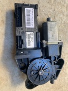 Silniczek szyby Renault Megane 3 5556210200