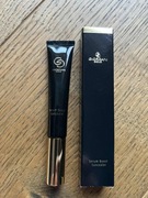 Korektor z serum Giordani Gold light