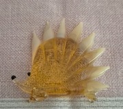 Jeżyk ozdoba mały porcelanowy 