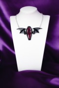 Gotycki Naszyjnik z Trumną i Skrzydłami Nietoperza Goth Alternative Witchy 