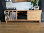 Komoda dębowa na sprzęt Hi-Fi - wersja B